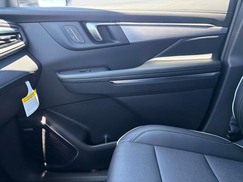New 2026 Buick Enclave Preferred w/ Power Package FWD image 22
