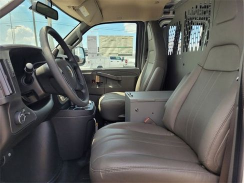 New 2025 Chevrolet Express 2500 WT w/ Driver Convenience Package image 5