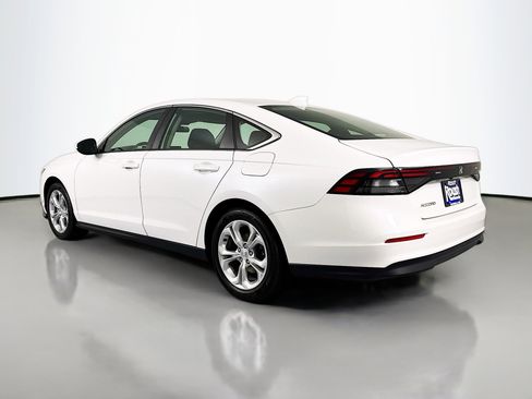 Certified 2023 Honda Accord LX image 7