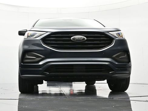 Certified 2022 Ford Edge SE w/ Black Appearance Package image 53