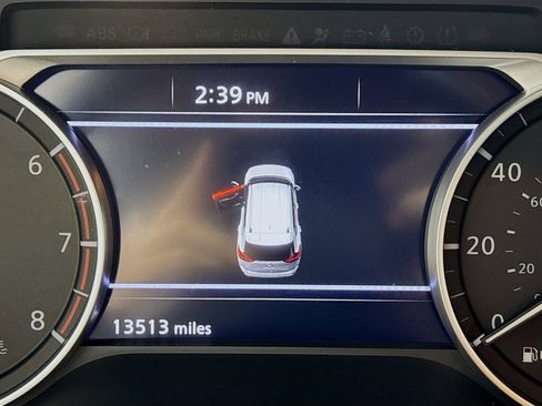 Used 2025 Nissan Rogue S image 14