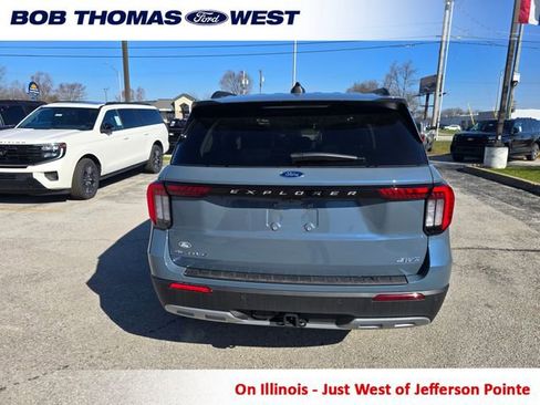 New 2026 Ford Explorer Active w/ Active Comfort Package image 4