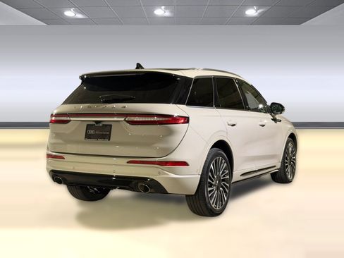Used 2022 Lincoln Corsair Grand Touring w/ Elements Technology Bundle AWD/4WD image 9