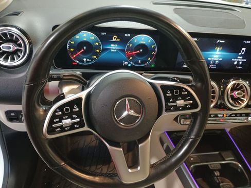 Certified 2021 Mercedes-Benz GLB 250 GLB 250 image 8