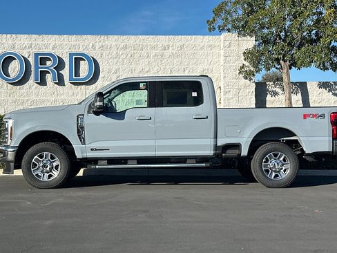 New 2026 Ford F250 Lariat w/ FX4 Off-Road Package image 7