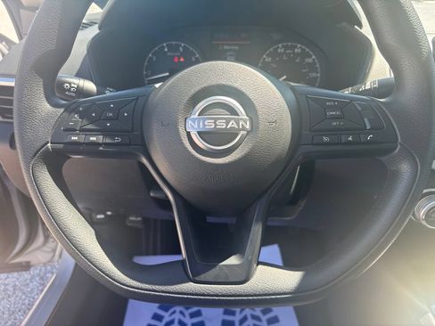 Used 2024 Nissan Altima 2.5 S FWD image 19