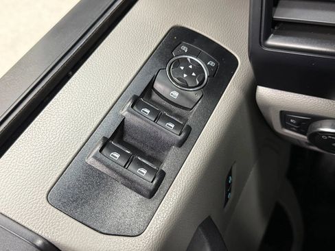 Used 2018 Ford F150 XL w/ Equipment Group 101A Mid image 25