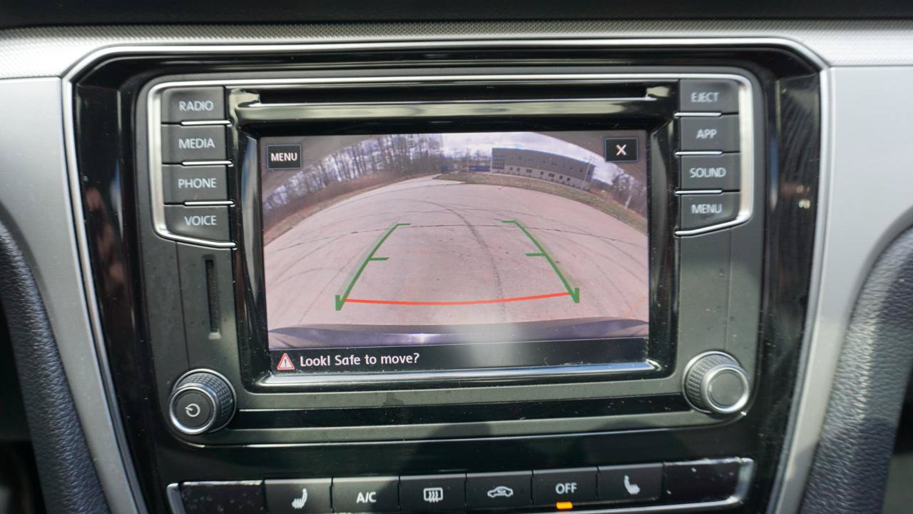 Used 2019 Volkswagen Passat 2.0T Wolfsburg FWD image 25