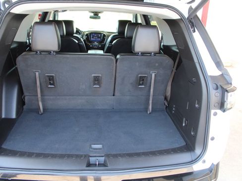 Used 2021 Chevrolet Traverse Premier w/ Redline Edition image 24