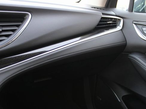 Used 2020 Buick Enclave Avenir w/ Avenir Technology Package image 32