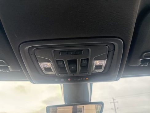 Certified 2021 GMC Sierra 2500 Denali w/ Denali Ultimate Package image 31