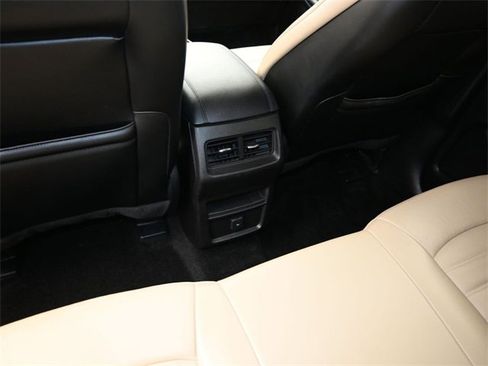 Used 2018 Ford Edge SEL w/ Equipment Group 201A image 13