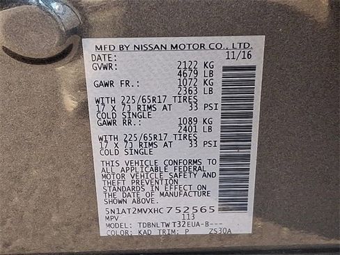 Used 2017 Nissan Rogue SV image 27