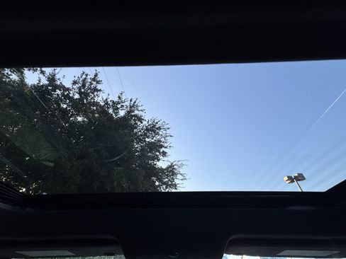 Used 2024 GMC Sierra 1500 Denali Ultimate image 30