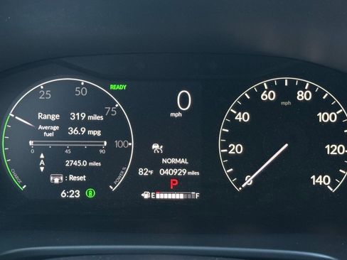 Used 2024 Honda CR-V Sport Touring image 33