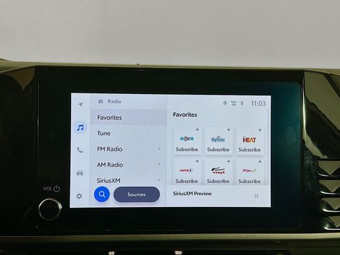 Used 2025 Toyota Camry LE image 21