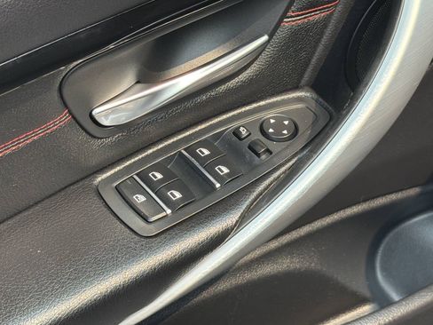 Used 2017 BMW 330i Sedan RWD image 47