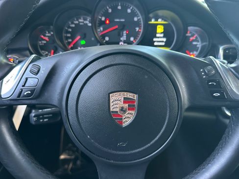 Used 2014 Porsche Panamera 4 AWD/4WD image 11