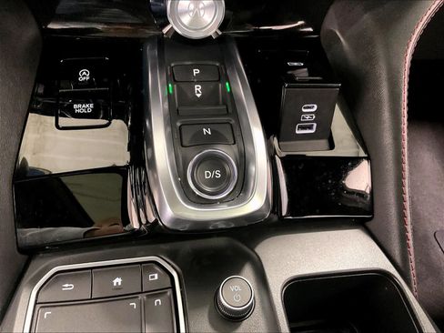 Used 2024 Acura MDX A-Spec image 28