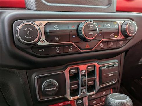 Used 2021 Jeep Gladiator Rubicon w/ LED Lighting Group image 18