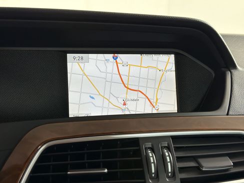 Used 2013 Mercedes-Benz C 300 4MATIC Sedan image 19