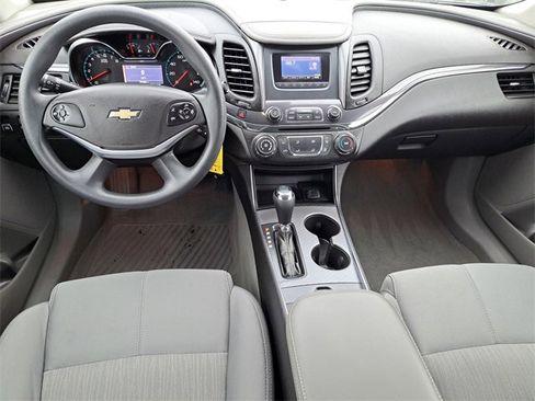 Used 2014 Chevrolet Impala LS w/ LS Convenience Package image 23