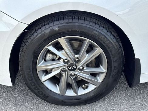 Used 2019 Kia Optima LX image 21