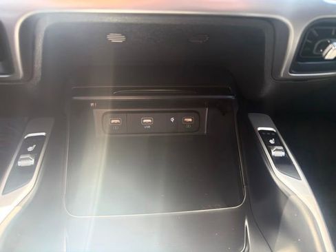 Certified 2023 Kia Sorento S AWD/4WD image 25