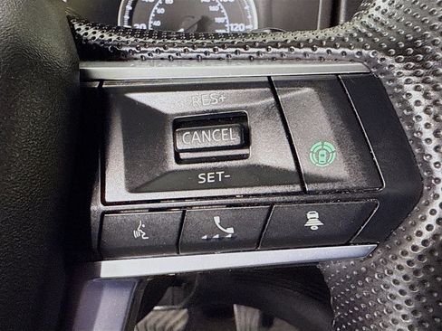 Used 2022 Mitsubishi Outlander SE image 15