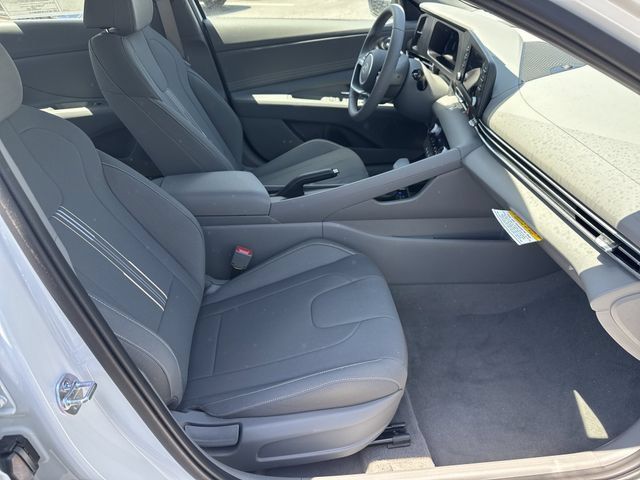 New 2026 Hyundai Elantra Sport FWD image 15