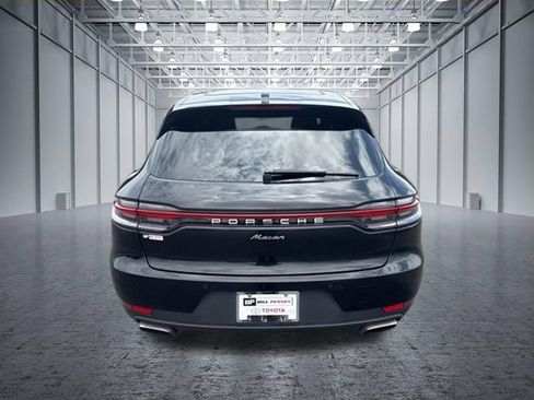 Used 2020 Porsche Macan AWD/4WD image 4