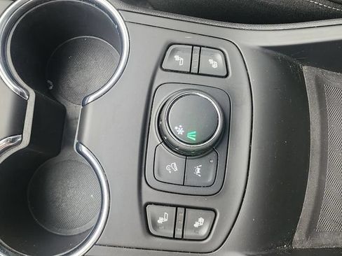 Used 2023 GMC Terrain SLT w/ Elevation Edition FWD image 38