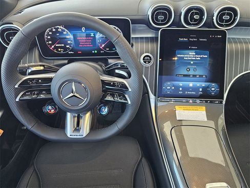 Used 2025 Mercedes-Benz GLC 43 AMG 4MATIC image 19