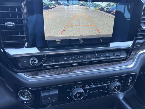 Used 2022 Chevrolet Silverado 1500 RST w/ Convenience Package II AWD/4WD image 22