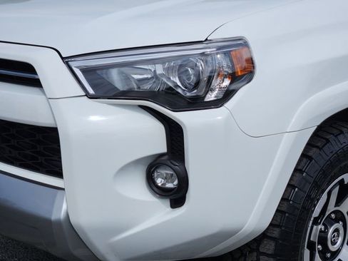 Certified 2024 Toyota 4Runner TRD Off-Road Premium image 8