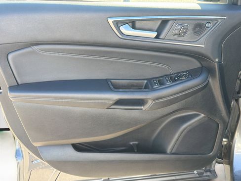 Used 2024 Ford Edge Titanium image 22