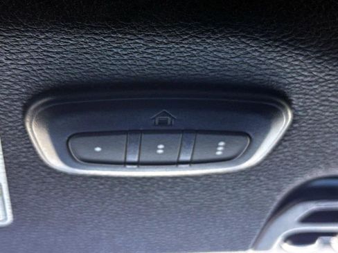 Used 2023 Jeep Gladiator Sport image 26