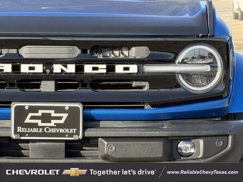 Used 2022 Ford Bronco Outer Banks AWD/4WD image 4