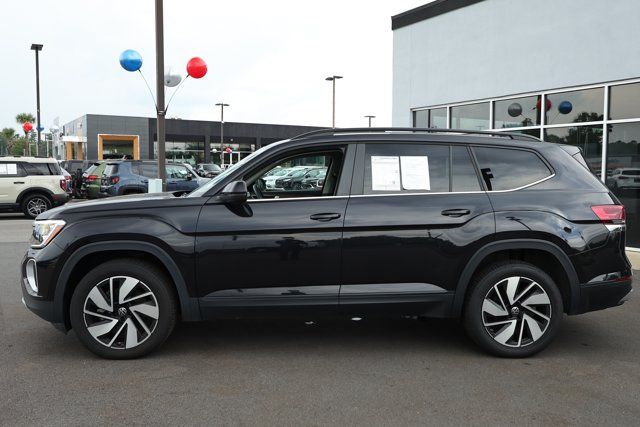 Used 2024 Volkswagen Atlas SE AWD/4WD image 9