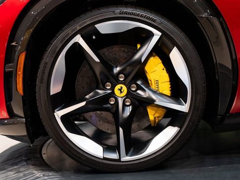 Used 2023 Ferrari Purosangue image 13