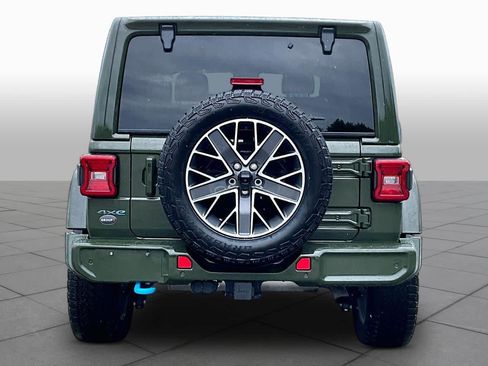 Used 2024 Jeep Wrangler High Altitude AWD/4WD image 5