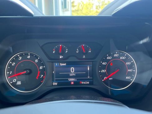 Used 2020 Chevrolet Camaro LT RWD image 19