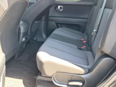 Used 2024 Hyundai Ioniq 5 SE RWD image 16