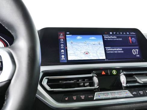 Used 2021 BMW 330i Sedan w/ M Sport Package RWD image 13