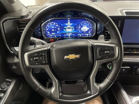 Used 2023 Chevrolet Silverado 1500 LTZ w/ LTZ Premium Package image 30