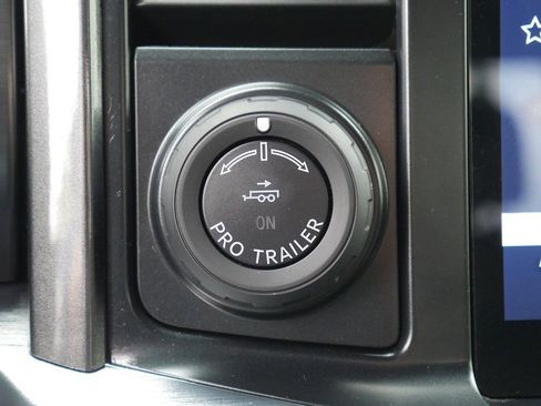 Used 2022 Ford F150 Lariat w/ Equipment Group 502A High AWD/4WD image 38