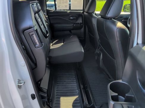 Used 2023 Honda Ridgeline Black Edition image 46