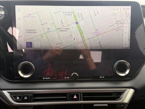 Used 2023 Lexus RX 350 Premium image 25