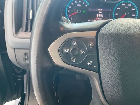 Used 2022 Chevrolet Colorado Z71 w/ Safety Package RWD image 9