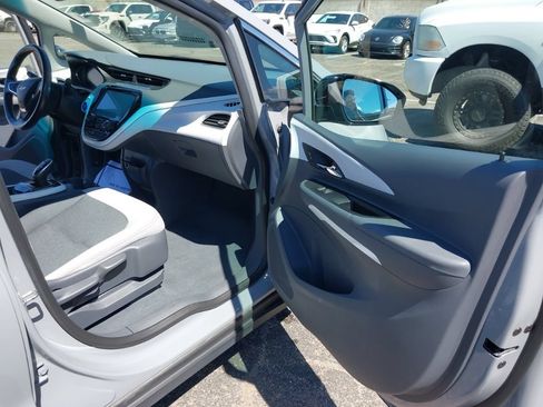 Used 2020 Chevrolet Bolt LT FWD image 13